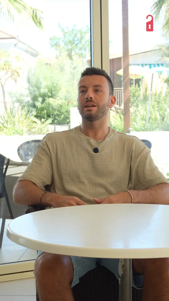 Blue Paradise Hotel di San Mauro Mare, fotogramma della video testimonianza